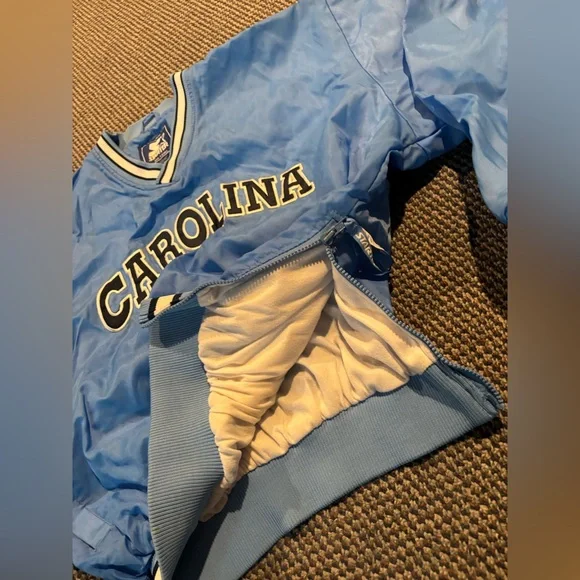 Carolina Tar Heels starter pullover jacket sweater. Vintage style. Lined.